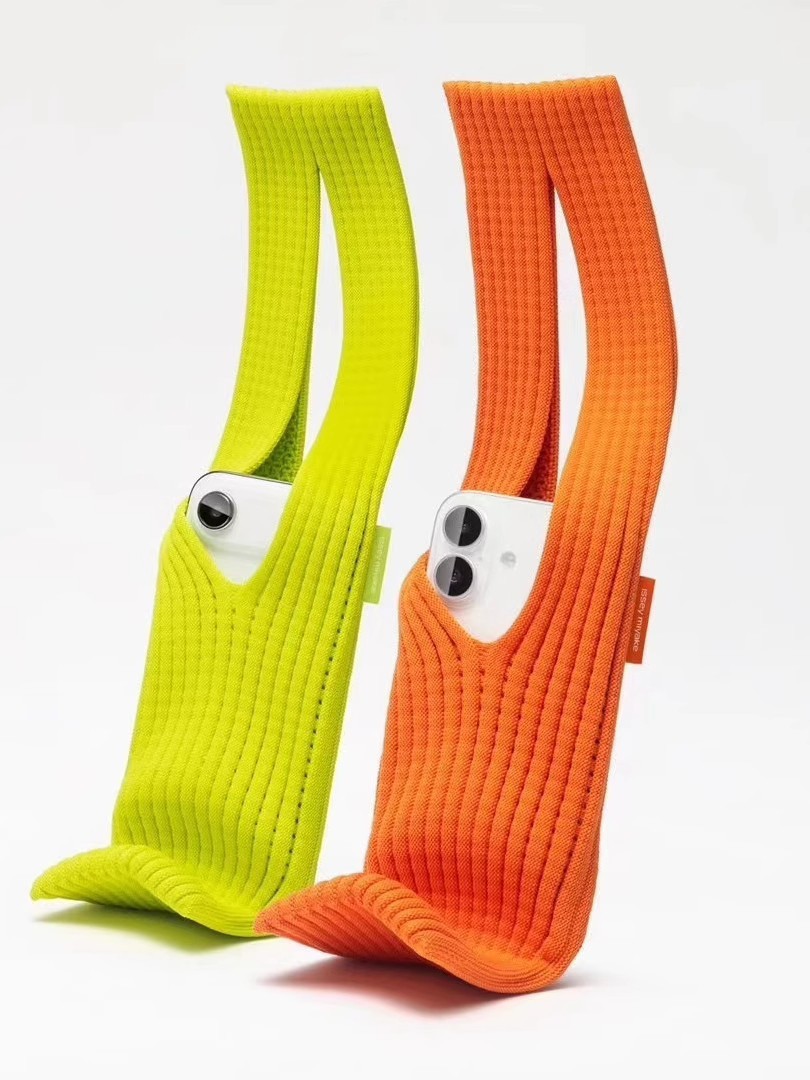 Pocket苹果口袋现货同款长款斜挎包短款手机袜苹果手机包针织包包详情3