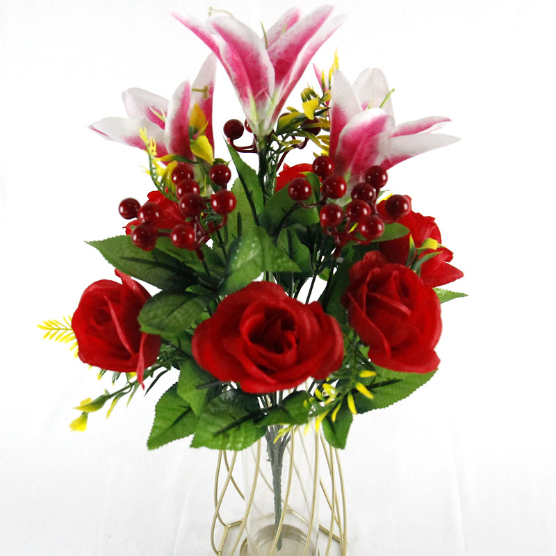 跨境仿真玫瑰花婚庆百合发财果冬青果12头仙桃玫仿真绢花家居花艺详情5
