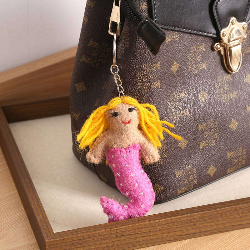 手工羊毛毡挂件美人鱼包挂可爱包包挂件毛绒公仔玩偶书包挂饰批发详情13