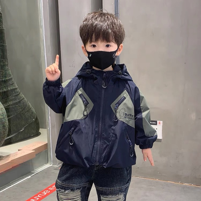 男童冲锋衣春秋款2025新款秋装儿童秋季外套工装薄款男孩连帽风衣详情7