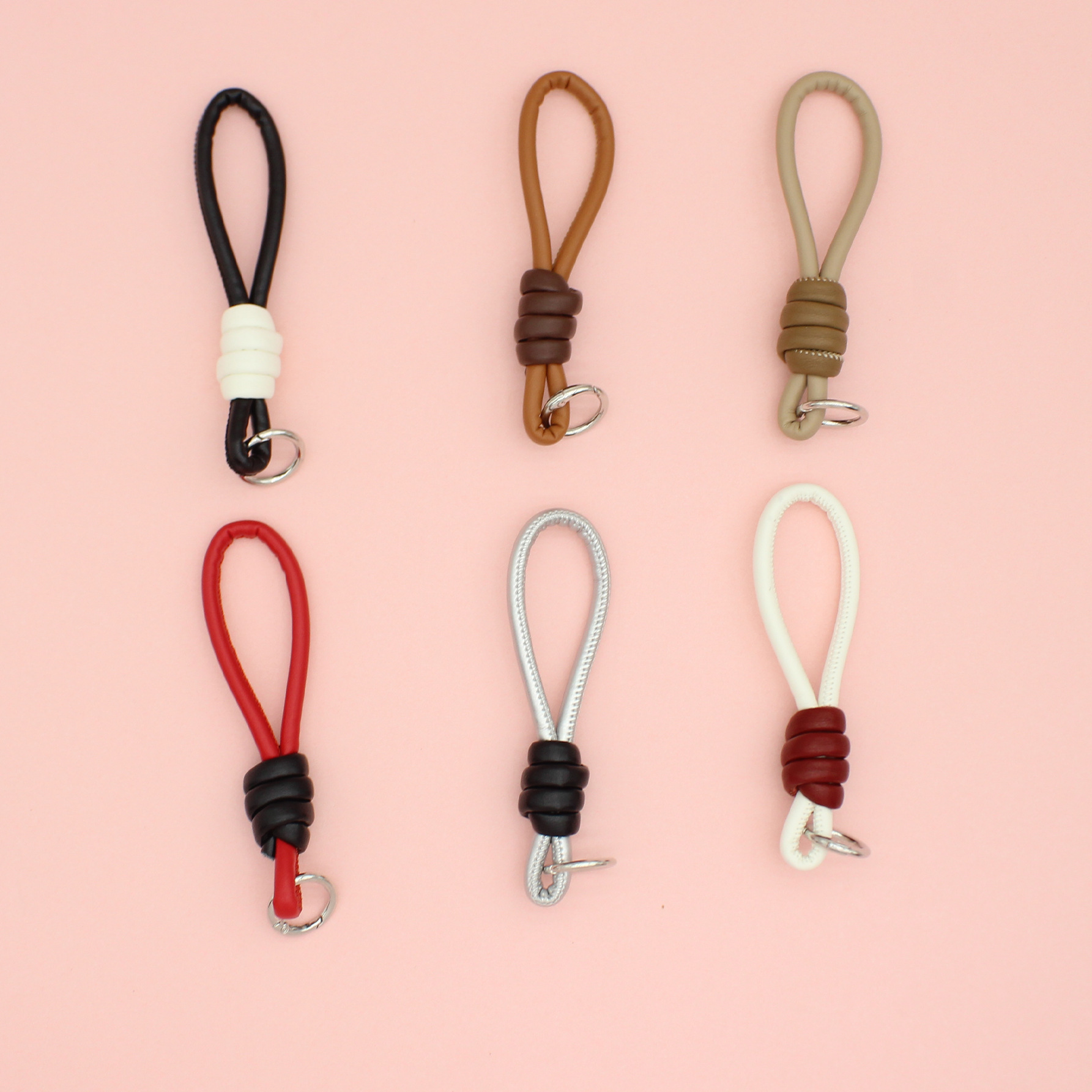 新款简约高级小红书diyPU皮质编织挂件手腕绳钥匙扣包包挂件批发详情1