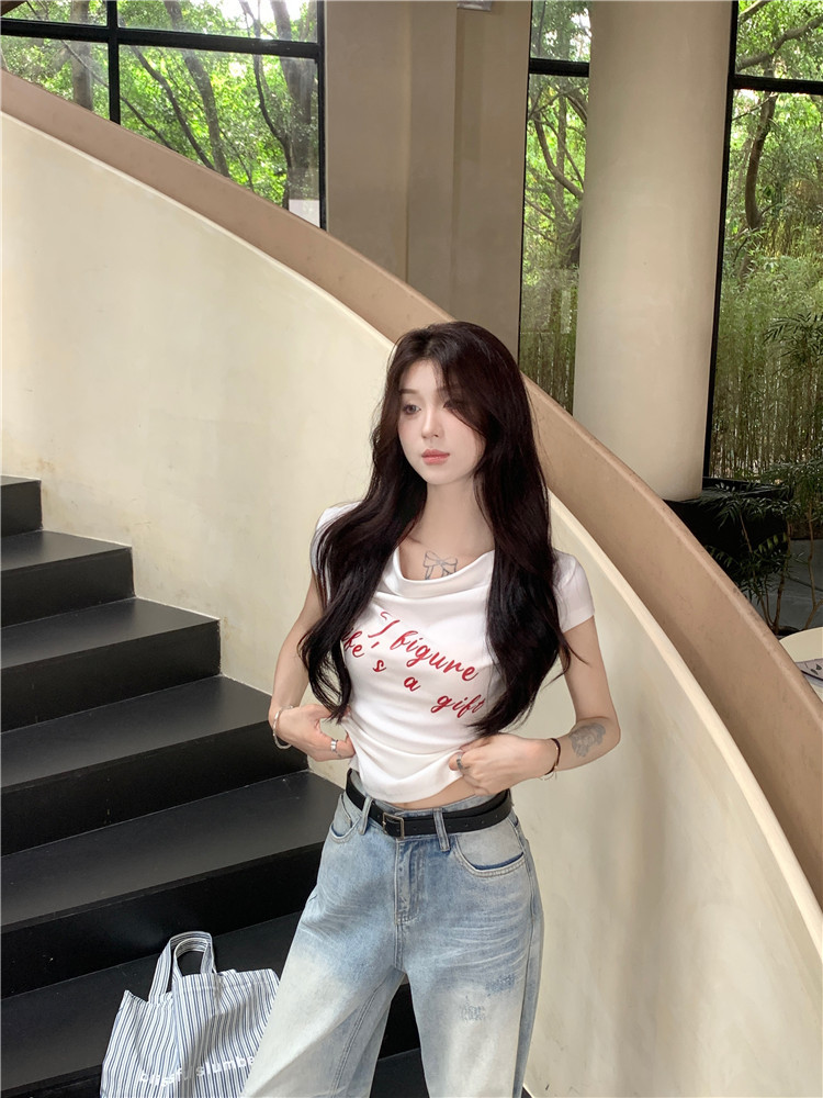 2025夏季新款一字领露肩短袖T恤女 显瘦字母印花设计 辣妹百搭短款上衣 女式T恤修身款详情2