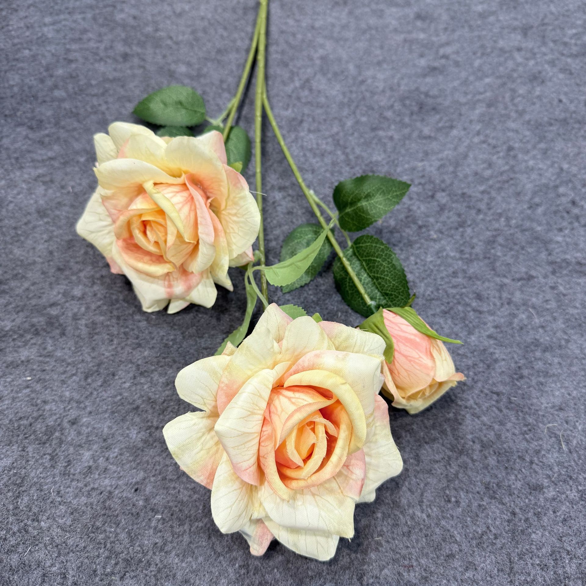 3头彩印亚纹大玫瑰花仿真花婚庆装饰插花玫瑰仿真花钻石玫假花详情14