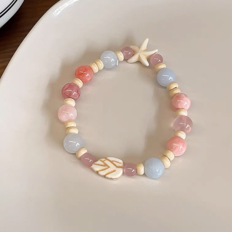 Macaron makes a small elephant ceramic beaded bracelet for women, a summer niche design for best friends, a dopamine bracelet pic 6