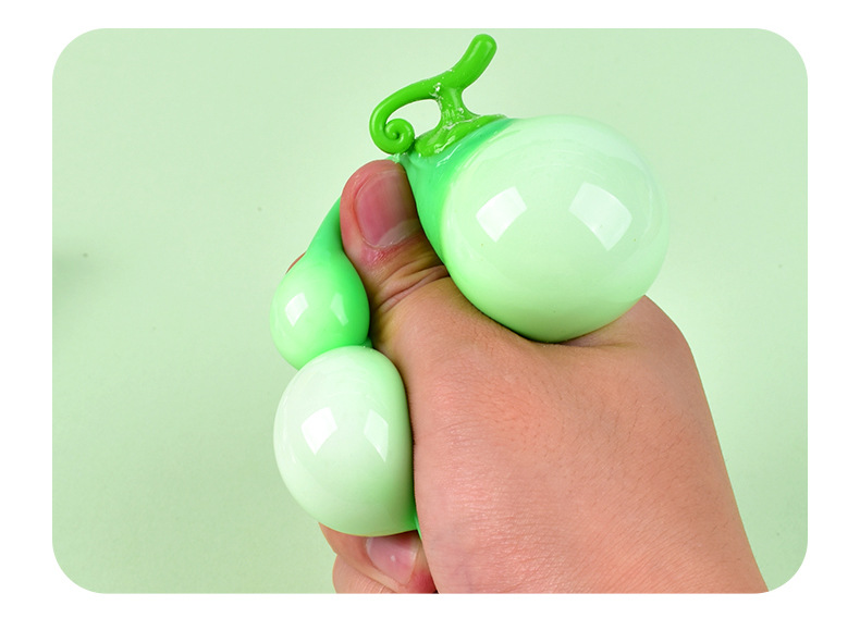Malleable simulation fruit grape pinching fun stress-relieving toy, slow rebound fluid grape pinching fun venting tool pic 15