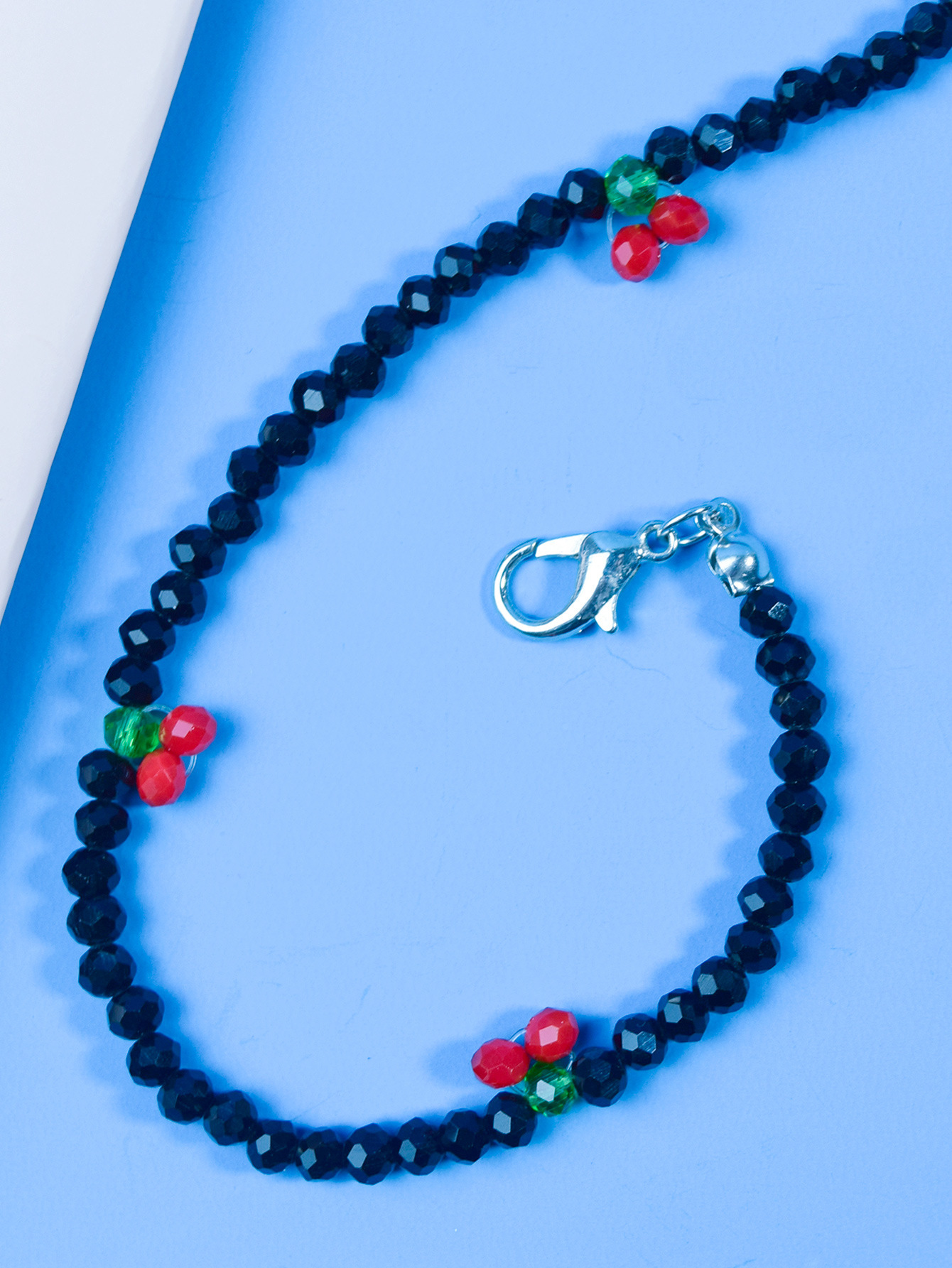 Wholesale of 2022 new style simple and fashionable eyeglass chain accessories, crystal rice bead necklaces pic 3