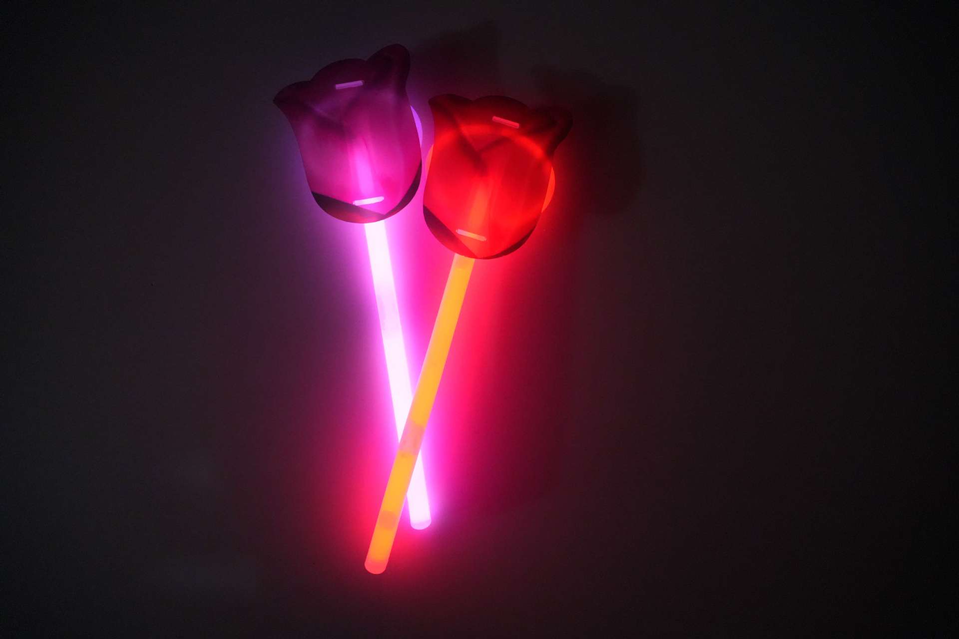 荧光棒玫瑰花晚会派对演唱会情人节表白求爱生日亚马逊抖音跨境详情5