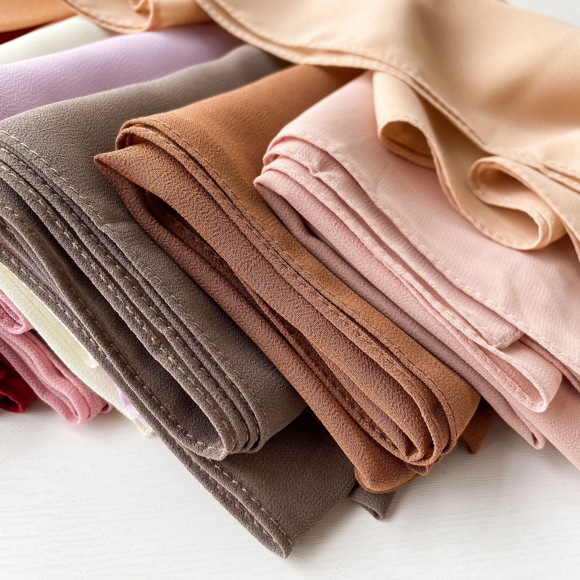 Pañuelo de seda monocolor de verano 90 gasa perla pañuelo de color sólido malay hijab asia sudoriental pañuelo de mujer cubierta hui pic 8
