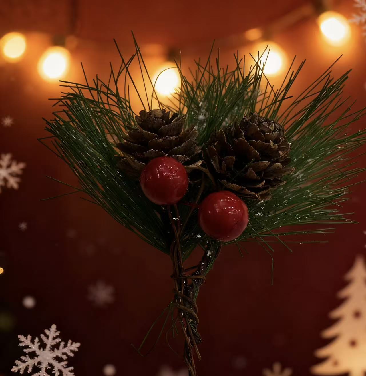 Cross-border new products: Christmas pine needle flower branches, pinecone red fruit decorative cuttings, DIY flower bouquet materials and accessories pic 3