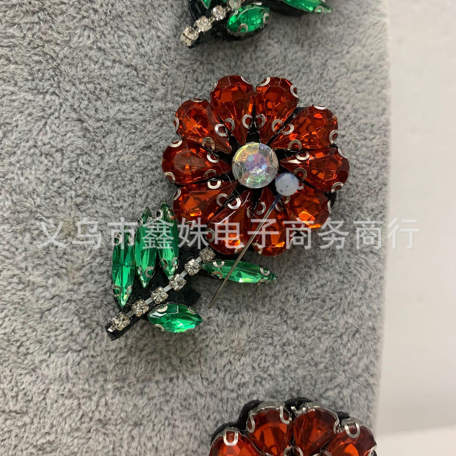 Bestseller bee diamond-encrusted beaded embroidery patchwork decoration with gold and silver thread subsidy pic 8