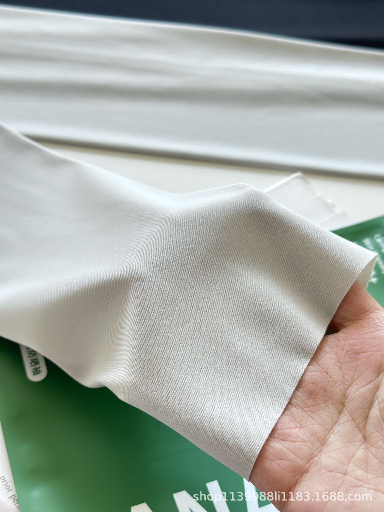 夏季户外防晒BANAPRO无痕防晒袖防紫外线骑行旅行冰丝袖套批发详情7