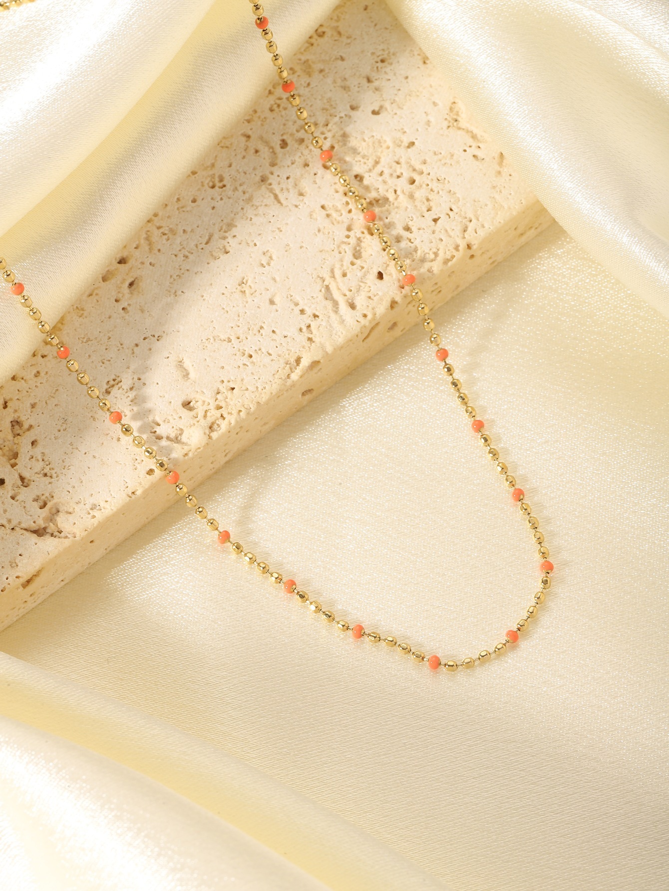 Colorful rice bead necklace, ordinary chain, fresh, simple and niche titanium steel necklace pic 2