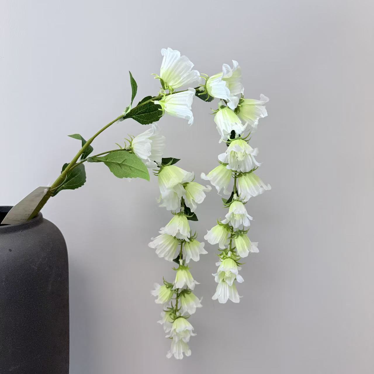 仿真垂吊铃兰花风铃花仿真花婚礼堂吊顶装饰垂吊花墙软装假花外贸详情11