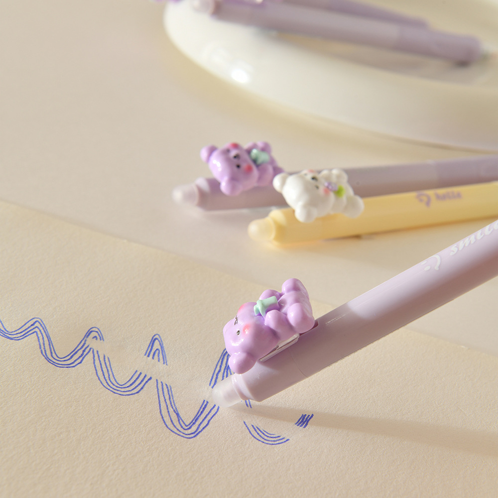 Chenxi Little Bear is so good. It can be erased by pressing. The gel pen has a soft grip and a crystal blue core. It has a high appearance level. The practice pen ST is very smooth pic 17