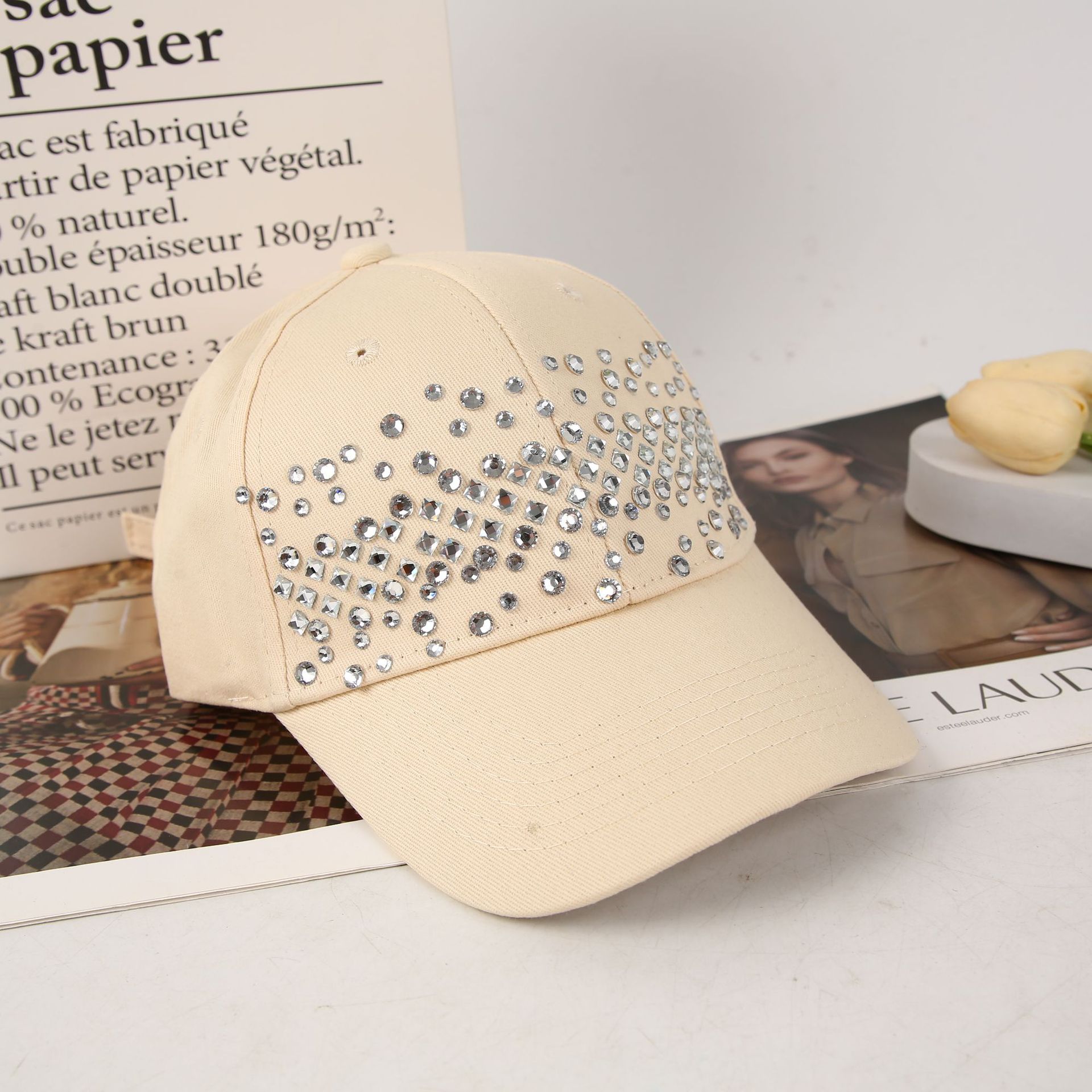 A new Korean-style rhinestone baseball cap that is versatile for both men and women pic 5