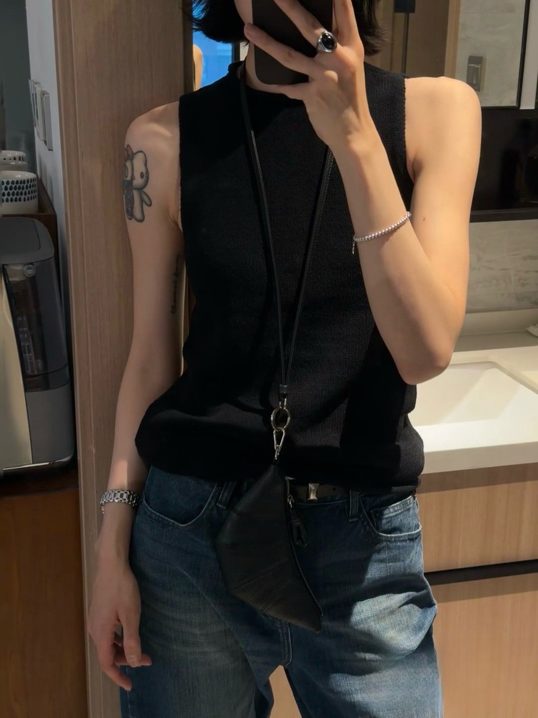 新款百搭多色亚麻棉感粗针织肌理颗粒半高领卷边毛织无袖背心5111详情18