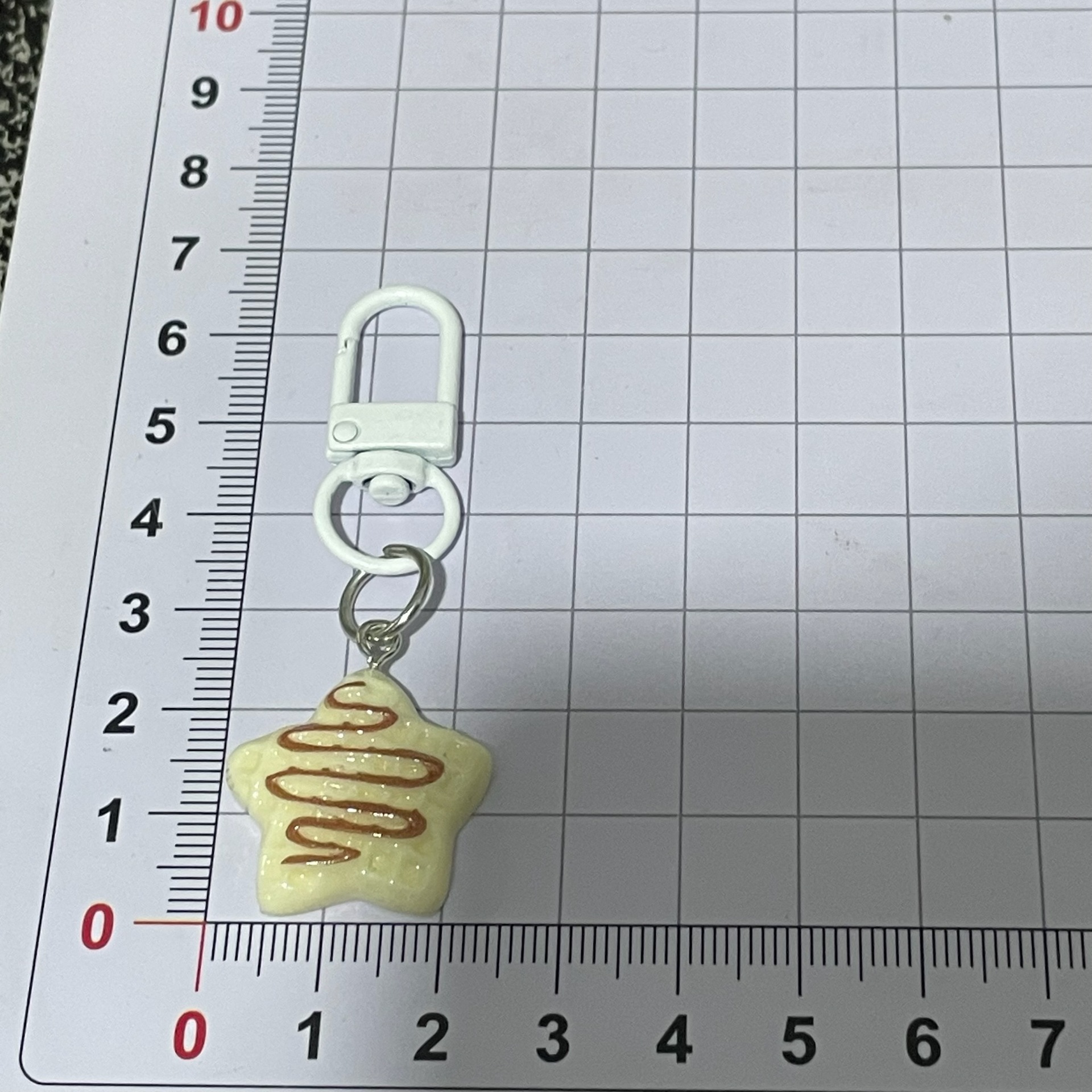 糖浆星星饼干钥匙扣可爱卡通树脂挂饰仿真食玩书包挂件闺蜜礼物详情1