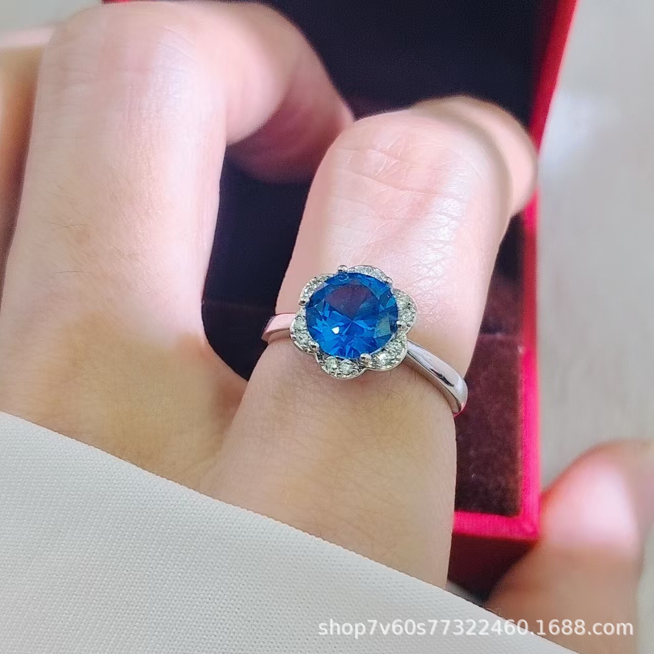 热卖珠宝首饰2克拉圆形培育鸽血红红宝石开口戒指女时尚彩宝戒指详情23