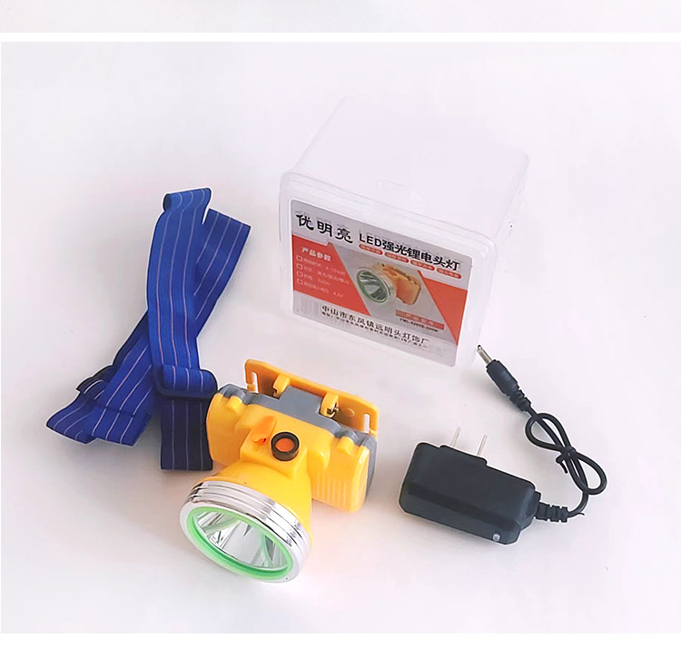 Small tactical high-intensity flashlight with battery, portable outdoor lighting pic 6