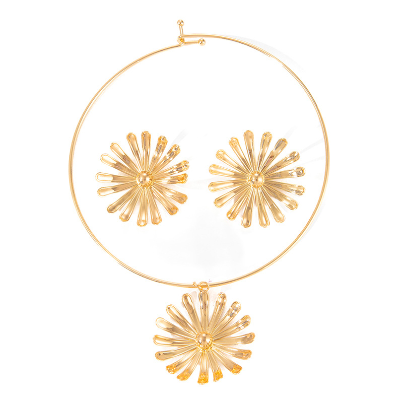 跨境欧美夸张ins风立体花朵项链耳环套装金属风个性女士首饰套装详情5