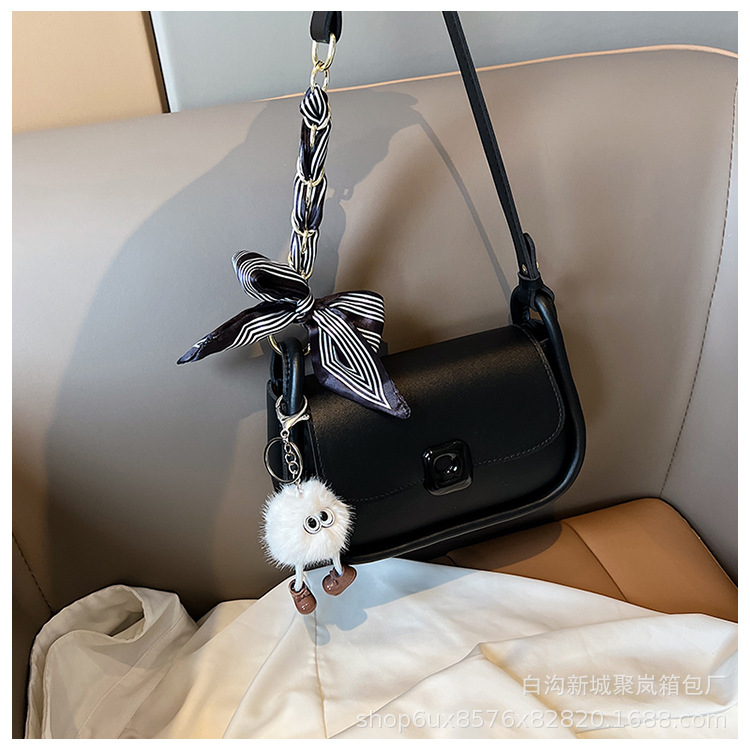 质感小包包2024新款女包春夏流行爆款斜挎包单肩腋下包小方包批发详情29