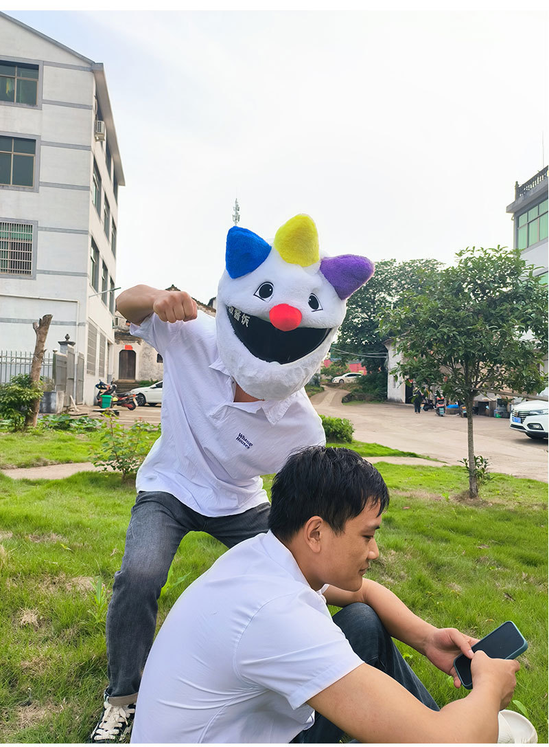 Cross-border full helmet, hood, plush protective cover, evil clown, funny cartoon, big eyes, street rage, warm mask removal pic 10