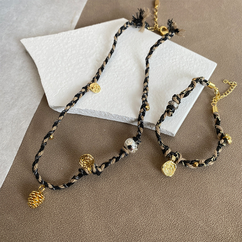 精致手作天然玉石红玛瑙编绳项链叠戴幸运硬币花生金色红绳手链女详情7