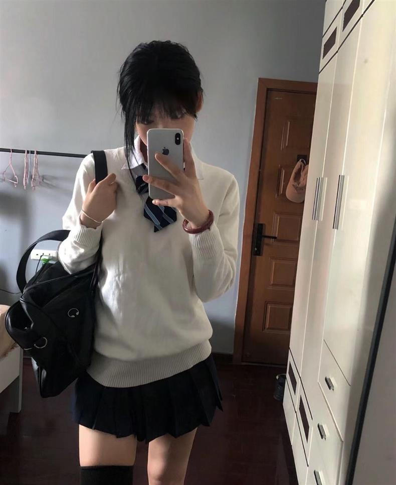 学院风秋冬新款jk制服毛衣套头v领长袖百搭少女软妹外穿针织衫详情9