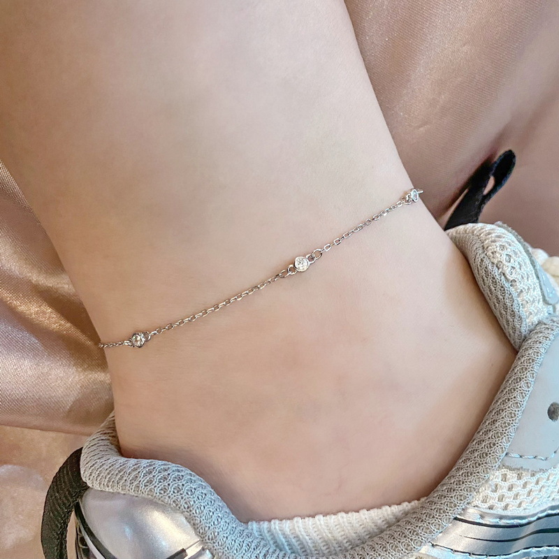 S925 Silver Elegant geometric round diamond anklet 2024 new summer accessory: Simple and versatile Zircon foot accessory for women pic 5