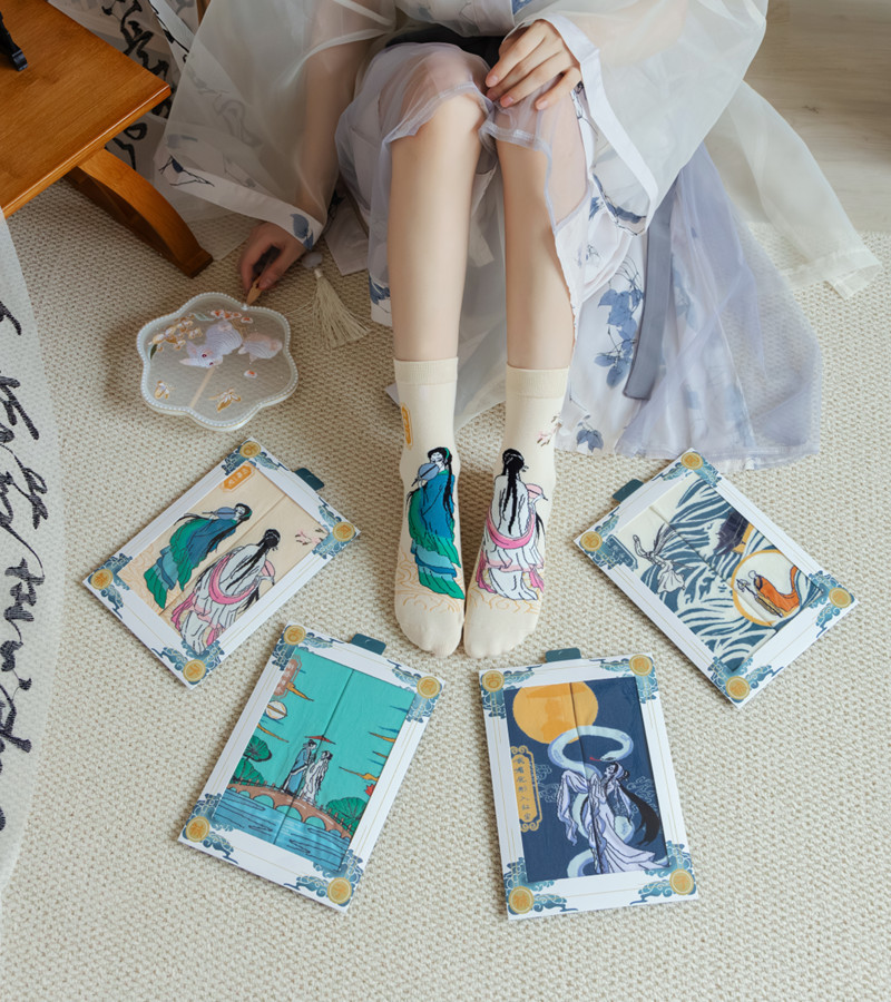 国潮袜子女原创设计古风水墨画AB鸳鸯女棉袜敦煌飞天白蛇传潮流中筒袜详情15