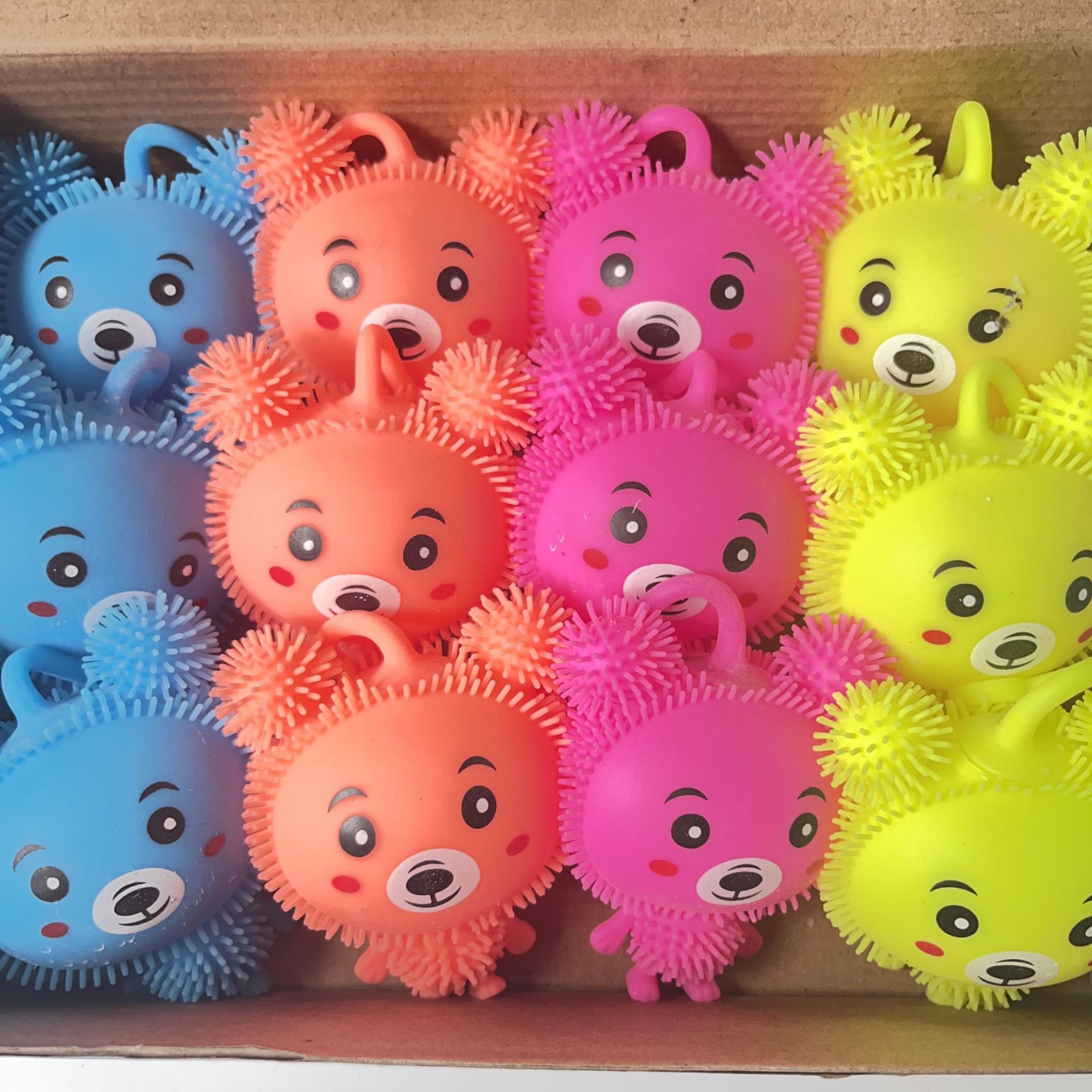 卡通充气闪光吊绳毛毛球发光玩具地推礼品地摊夜市现货led灯详情15