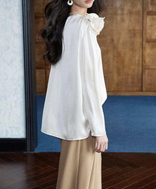 上新珍珠缎真丝光泽感泡泡肌理缎可拆卸手工立体玫瑰花宽松衬衫女详情6