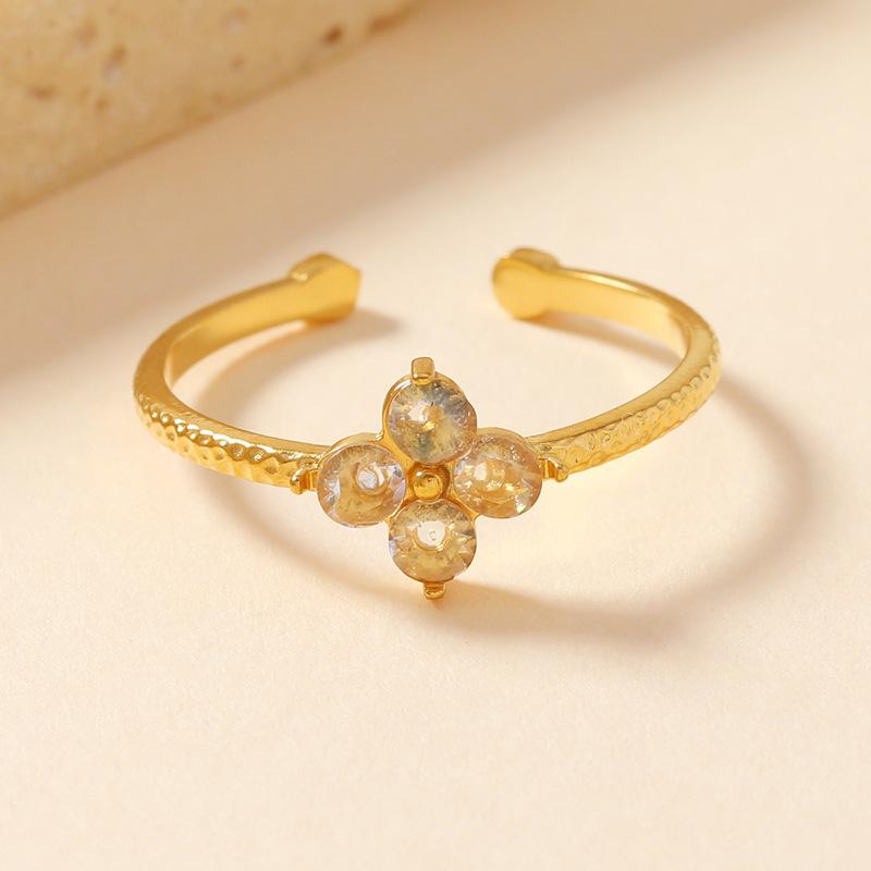 跨境新款戒指女时尚微镶钻 锆石几何戒指 高级感气质指环钛钢饰品详情3