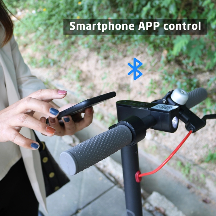 跨境锂电池便携女士代步车8.5寸带蓝牙APP折叠成人电动滑板车批发详情13