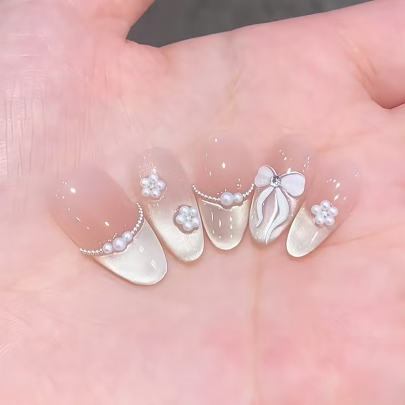 2025 New handcrafted rich girl blue sparkling cat-eye on Instagram bestseller detachable wearable nail pic 15