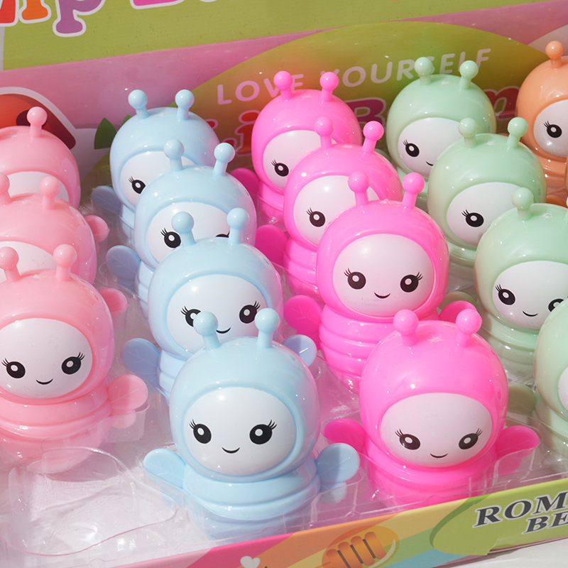 跨境外贸出口保湿滋润唇膏 创意宇航员学生卡通补水不脱色润唇膏详情3