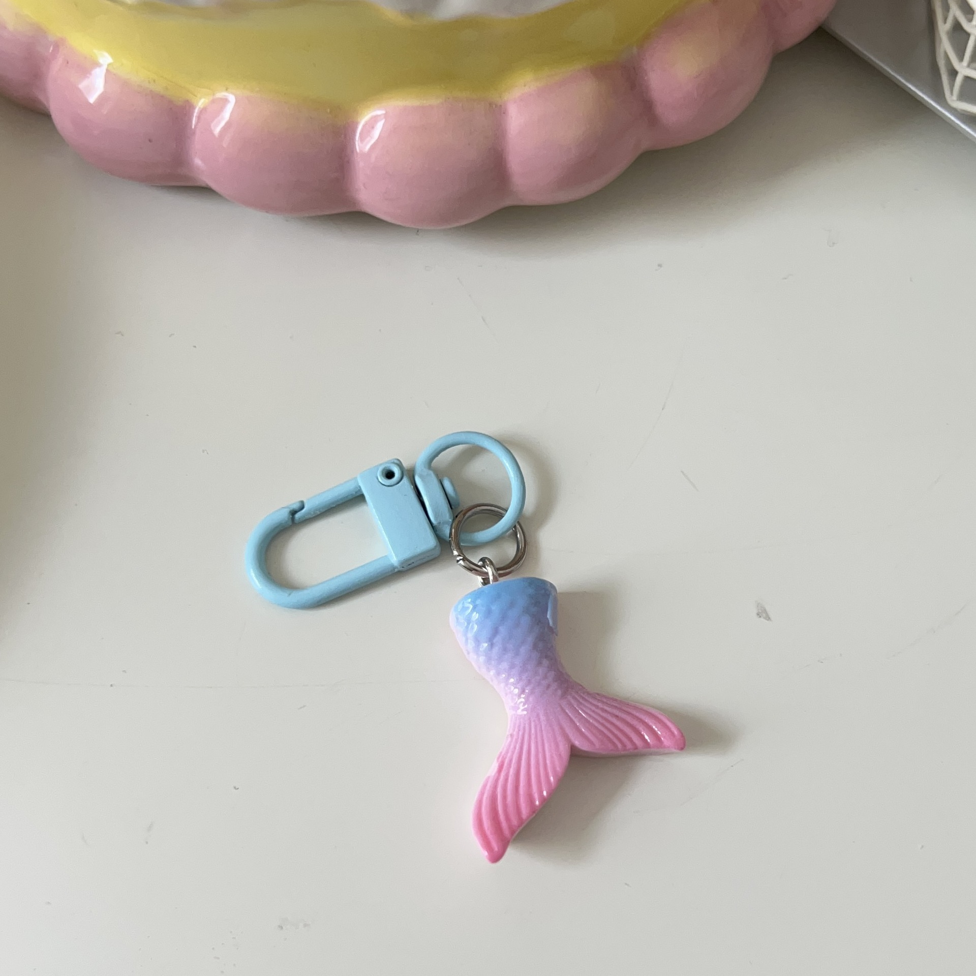 Pink and tender Marine animal keychains, cute cartoon dolphin shell pendants, ins soft and adorable starfish and jellyfish accessories pic 9