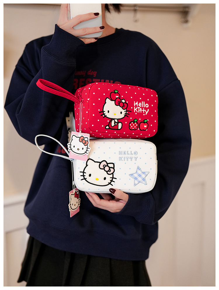 凯蒂猫HelloKitty化妆包高颜值大容量清新甜美可爱卡通手拿收纳包详情18