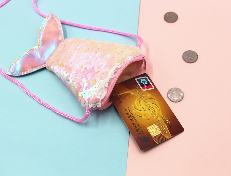 亮片美人鱼挂绳硬币包小钱包儿童斜跨小包鱼尾巴双色亮片零钱包女详情20