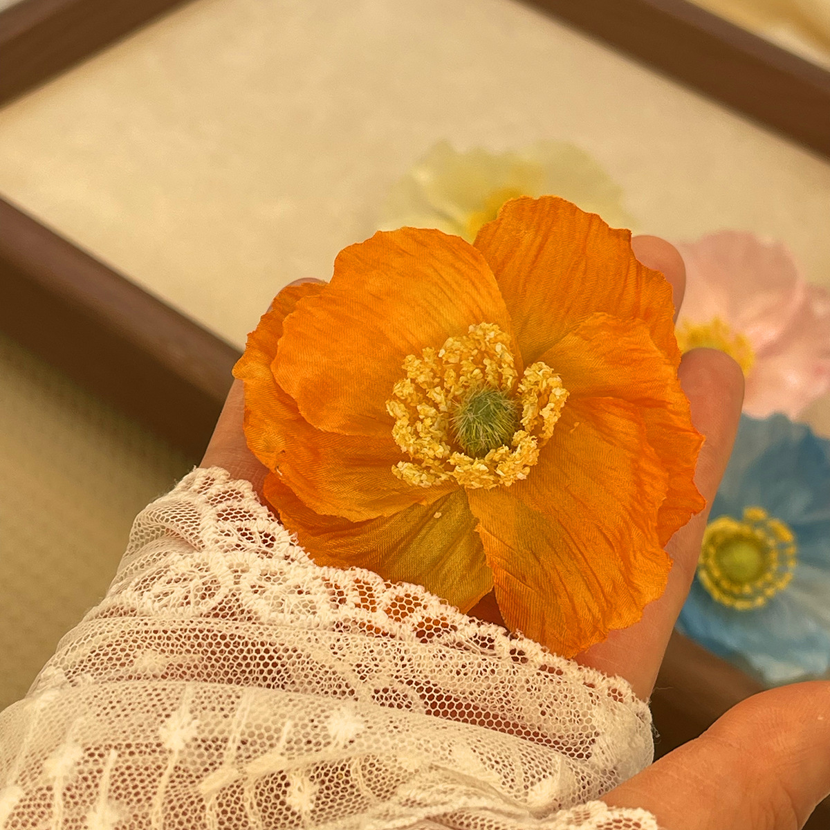 The new spring and summer faux poppy flower hair clip has a pure and elegant atmosphere. The side clip is a photo-taking hair accessory and a super fairy-like hair flower clip pic 10