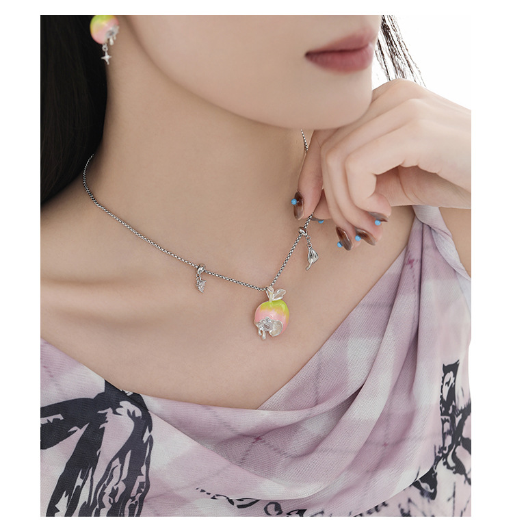【 Customized 】 The soft-boiled apple series earrings feature a sweet and cool design for women, exuding an exquisite and high-end vibe, and are fashionable and stylish pic 9