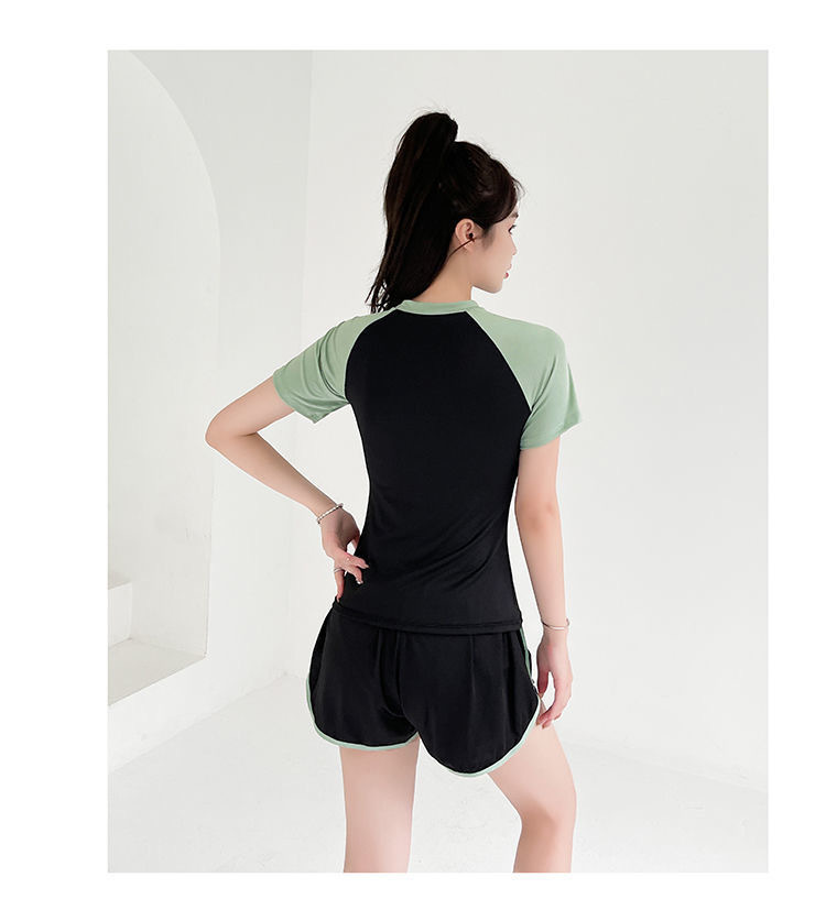 泳衣女分体两件套新款运动风学生保守遮肚显瘦温泉ins风专业泳装详情5