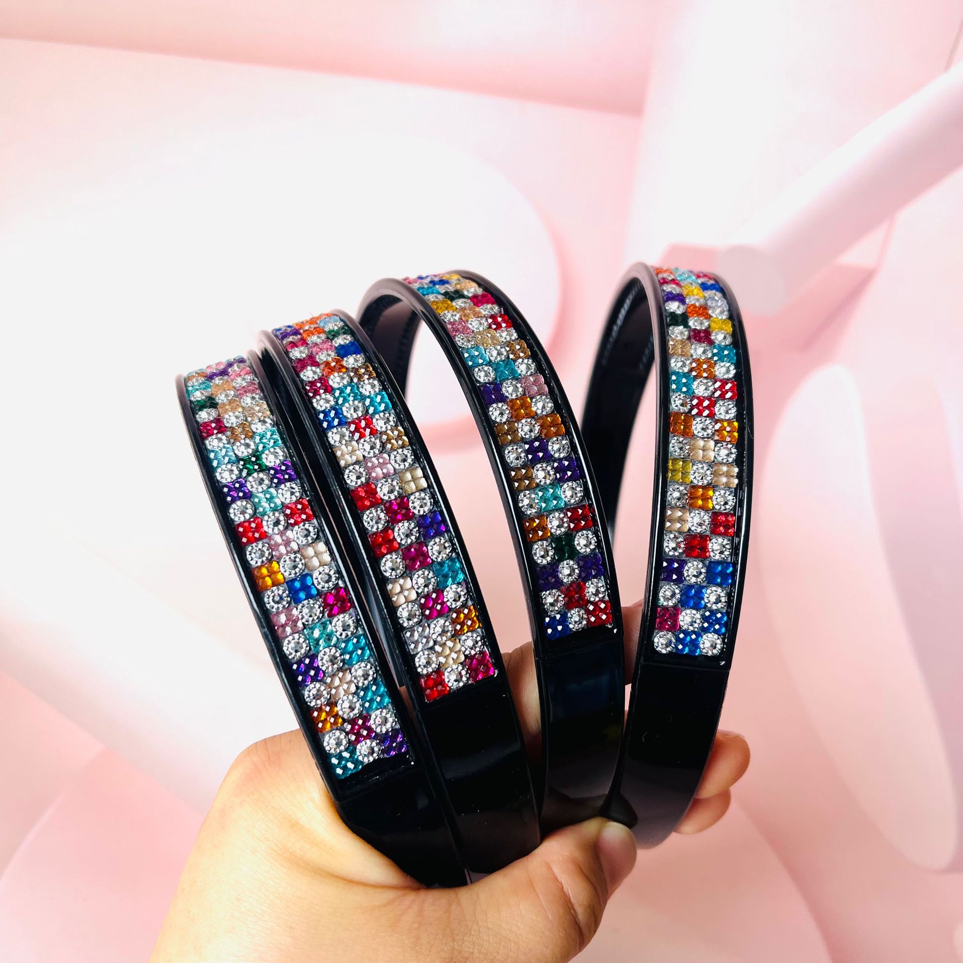 【1-9 Zones 】 Color diamond hair bands 20/ pack 2000/ box Multi-row diamond hair bands, color diamond fashionable headbands, wide hair bands with teeth, anti-slip headwear and hair accessories 1 yuan 2 yuan wholesale pic 3