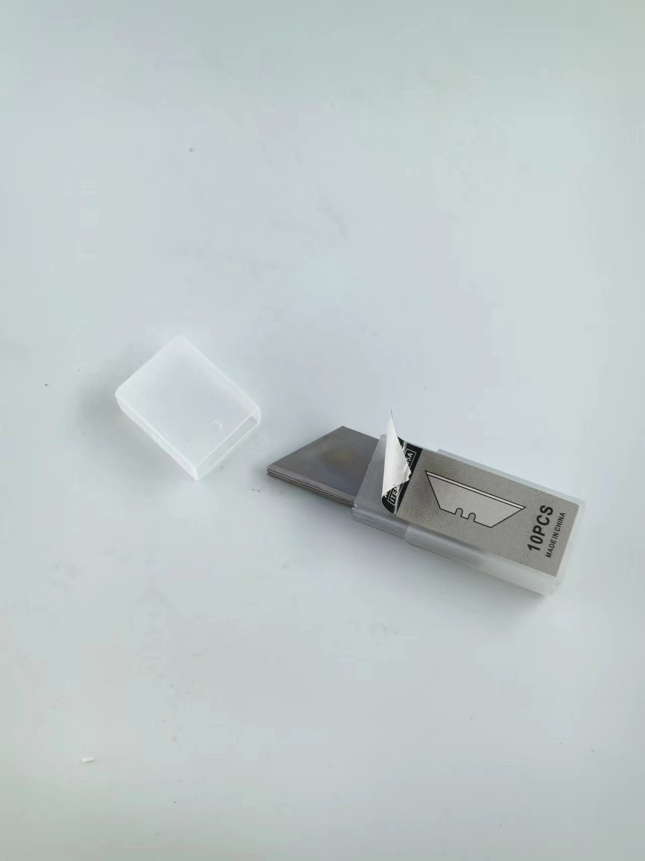 Trapezoidal blade cutter blade, heavy-duty thickened utility knife, industrial cutter, wallpaper knife, folding knife blade pic 5
