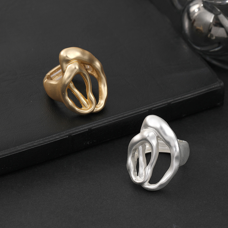 The new cross-border European and American ring from Amazon features a unique and high-end hollowed-out design, making it a perfect accessory for ladies pic 6