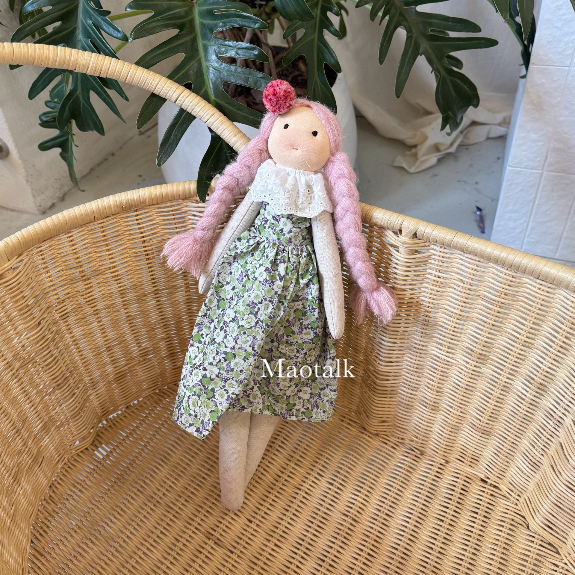 韩系手工布艺碎花裙娃娃玩偶可爱麻花辫女孩大号公仔陪伴玩偶装饰详情6