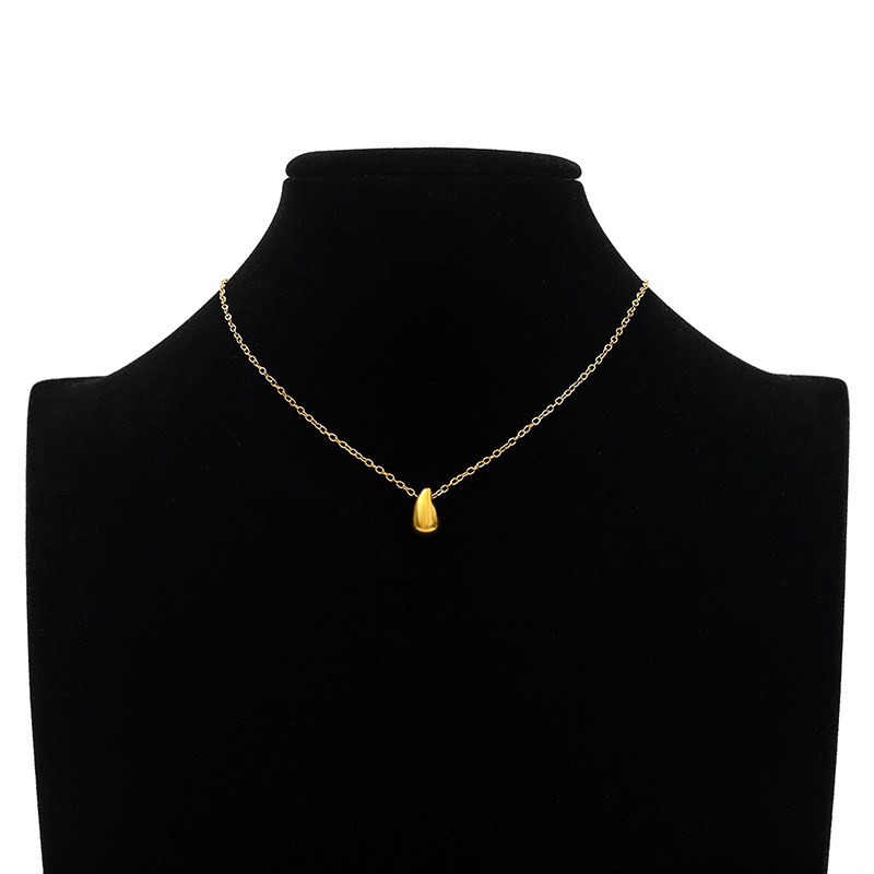 Korean simple water drop pendant titanium steel necklace for women, a niche European and American light luxury high-end feel, a trendy collarbone chain accessory pic 3