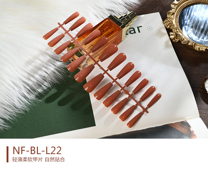 The long ballet nail with solid color and glossy oil from Europe and America, the mid-length trapezoidal nail art piece, and the false nails are exquisite and simple pic 22