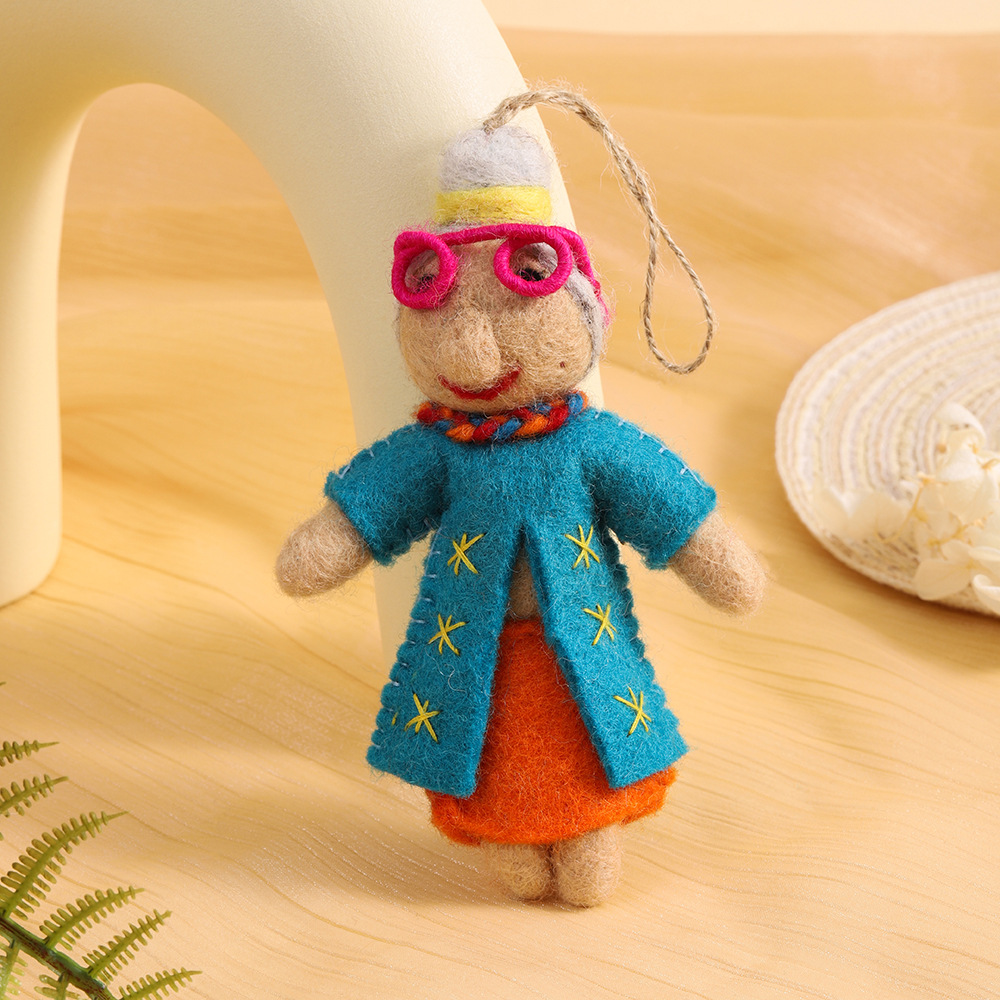 Fashionable old lady Nepalese handmade wool felt pendant, high appearance level three-dimensional doll pendant, bag pendant pic 9