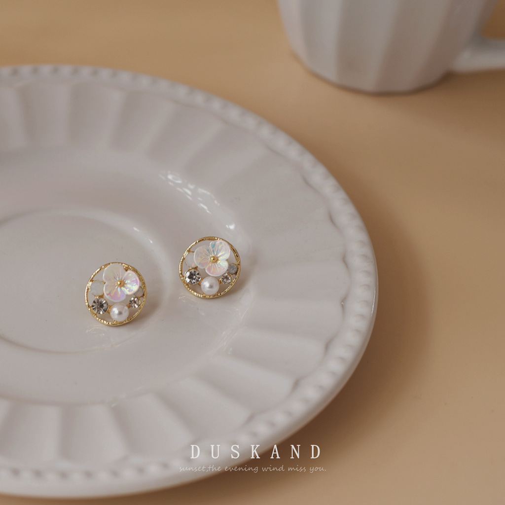 The upper ear effect is simply stunning! 925 silver needle plated with 14K, elegant round flower stud earrings for women, sweet earrings pic 4